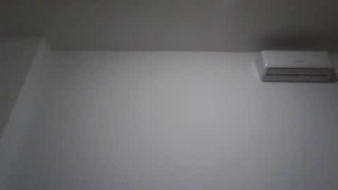 Snapshot of aysha1214 chatting on 10-26-25, 12:38 HotwifeAysha online show from 10-26-25, 12:38