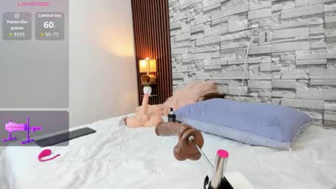 Snapshot of aysha_miller19 chatting on 03-14-26, 09:53 AYSHA online show from 03-14-26, 09:53