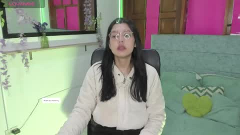 Aysha online show from 04-19-26, 03:28