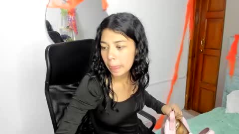 aysha_winxx online show from 11-01-25, 03:19
