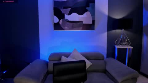 Ayshel online show from 12-14-25, 05:51