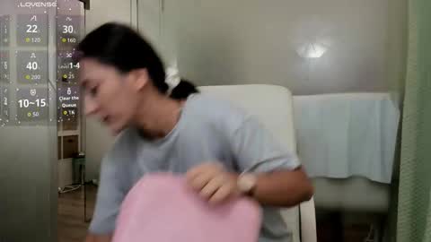 Ayumi online show from 09-17-25, 03:52