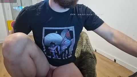 Snapshot of azagal22 chatting on 01-06-25, 08:18 justin online show from 01-06-25, 08:18