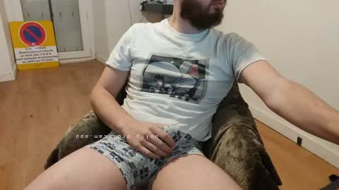 Snapshot of azagal22 chatting on 01-18-25, 06:10 justin online show from 01-18-25, 06:10