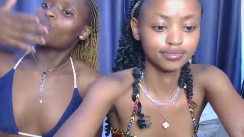 Snapshot of azalea46 chatting on 12-01-25, 07:13 Azalea online show from 12-01-25, 07:13