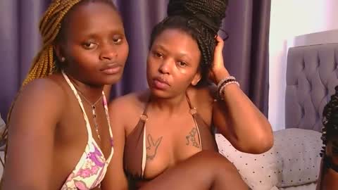 Snapshot of azalea46 chatting on 12-16-25, 04:39 Azalea online show from 12-16-25, 04:39