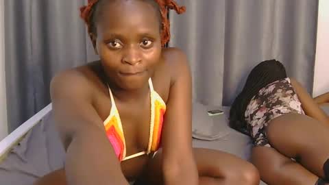 Azalea online show from 04-24-26, 05:59