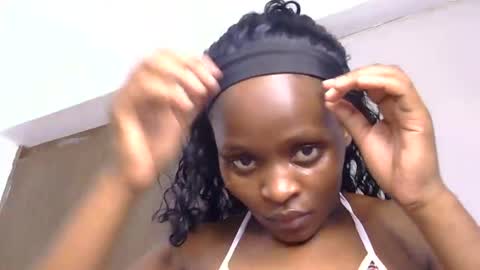 Snapshot of azalea46 chatting on 07-20-26, 07:33 Azalea online show from 07-20-26, 07:33