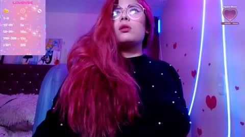 Snapshot of azamy_12 chatting on 02-19-25, 11:36 Amanda online show from 02-19-25, 11:36