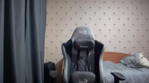 Snapshot of azazelmax chatting on 03-11-25, 04:07 azazelmax online show from 03-11-25, 04:07