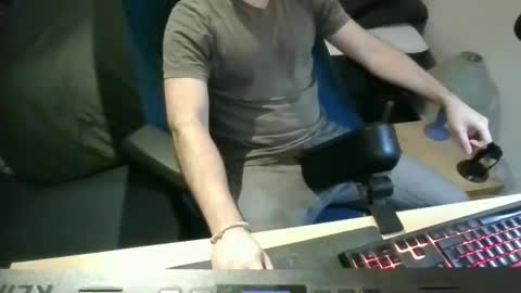 azdert online show from 02-17-26, 12:01