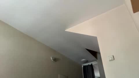 Snapshot of azero87 chatting on 12-25-24, 12:37 bi steel online show from 12-25-24, 12:37