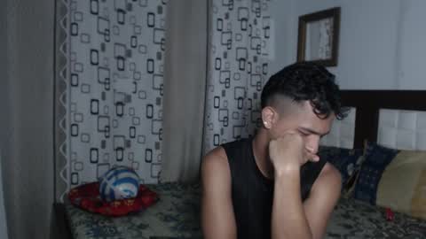 Snapshot of aziel_pantoja chatting on 09-30-25, 10:37 Aziel Pantoja online show from 09-30-25, 10:37