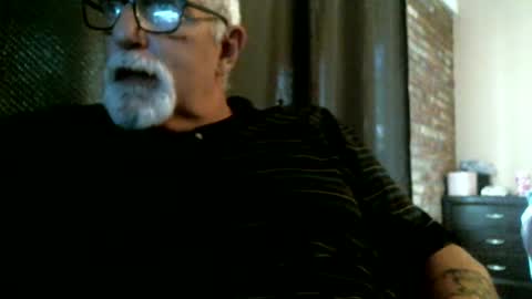 azjohnny online show from 09-08-25, 05:23