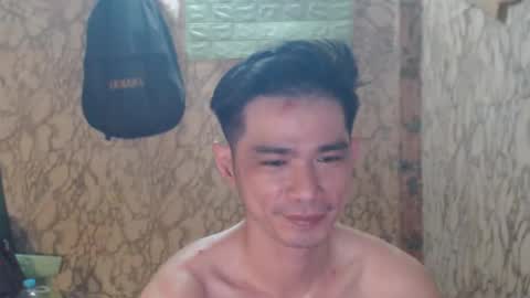 Snapshot of azn_philip chatting on 12-02-25, 05:35 Philip online show from 12-02-25, 05:35