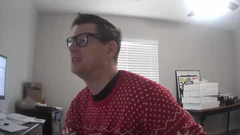 azsurfer39 online show from 12-24-24, 04:40