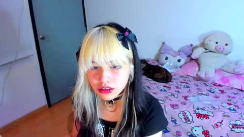 Azu Moure online show from 03-01-25, 10:34