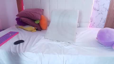 Snapshot of azul_horny chatting on 06-04-26, 09:10 PRINCESS AZUL. online show from 06-04-26, 09:10