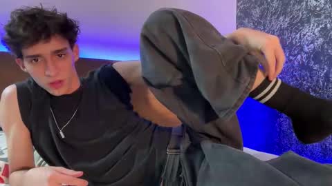 nice boy online show from 10-26-25, 06:08