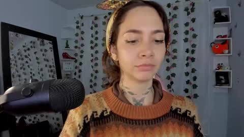 Snapshot of azumi_saan chatting on 11-17-25, 02:17 azumi saan online show from 11-17-25, 02:17