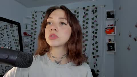 Snapshot of azumi_saan chatting on 12-16-25, 02:27 azumi saan online show from 12-16-25, 02:27