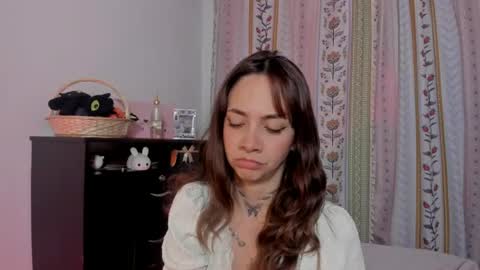 azumi saan online show from 06-11-26, 03:26