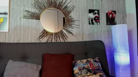 Snapshot of azuraby chatting on 12-29-24, 02:06 Azuraby online show from 12-29-24, 02:06