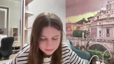 Snapshot of azzieheberly chatting on 06-20-26, 07:16 Niki online show from 06-20-26, 07:16