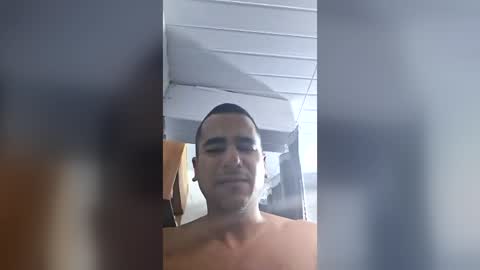 Snapshot of b3b3latino chatting on 07-11-26, 04:43 B3B3LATINO online show from 07-11-26, 04:43