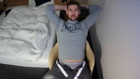 b_marco_ online show from 11-19-25, 08:42