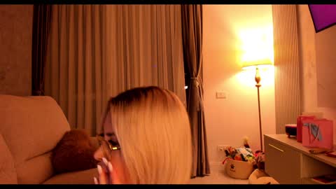 Alessia online show from 01-29-25, 09:28