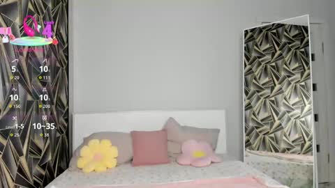 Monica online show from 04-24-26, 02:47