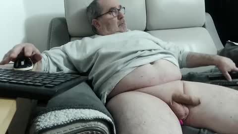 Snapshot of babacool96 chatting on 01-05-25, 12:20 babacool 96 online show from 01-05-25, 12:20