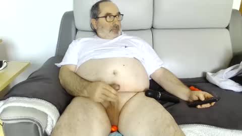 Snapshot of babacool96 chatting on 03-10-25, 01:10 babacool 96 online show from 03-10-25, 01:10