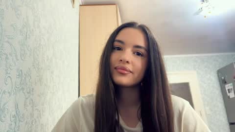 Caroline online show from 05-13-26, 09:17