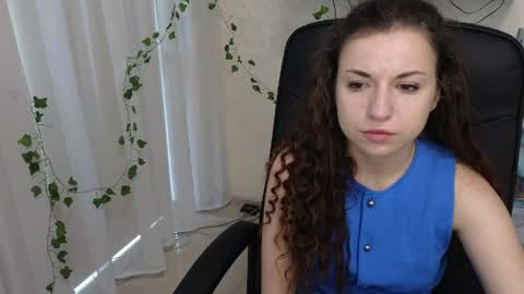 Anya online show from 06-04-26, 04:07