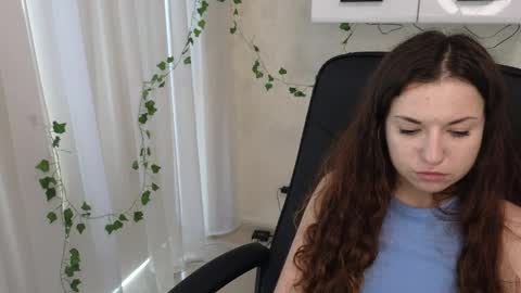 Anya online show from 06-05-26, 07:25