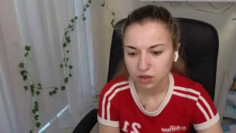 Anya online show from 06-20-26, 04:48
