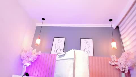 Snapshot of babe_sophiee chatting on 09-20-25, 03:07 babe_sophiee online show from 09-20-25, 03:07