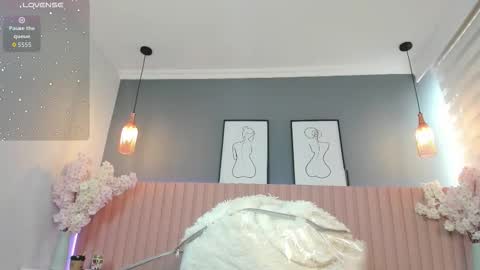 Snapshot of babe_sophiee chatting on 10-19-25, 01:23 babe_sophiee online show from 10-19-25, 01:23