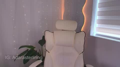 Snapshot of babepeach chatting on 10-23-25, 02:27 adara sterling online show from 10-23-25, 02:27