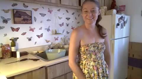 Babette online show from 06-21-26, 10:34