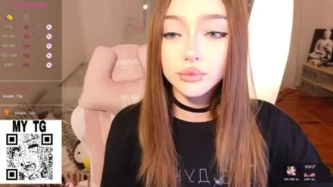 Snapshot of baby_adele chatting on 05-25-26, 06:47 bb adele online show from 05-25-26, 06:47