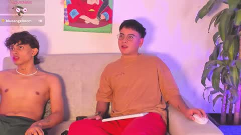 Snapshot of baby_angel_19 chatting on 11-23-25, 01:16 Anngel online show from 11-23-25, 01:16