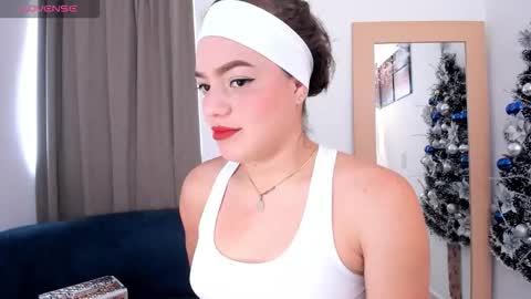 Snapshot of baby_ashly chatting on 11-24-25, 06:29 baby ashly online show from 11-24-25, 06:29