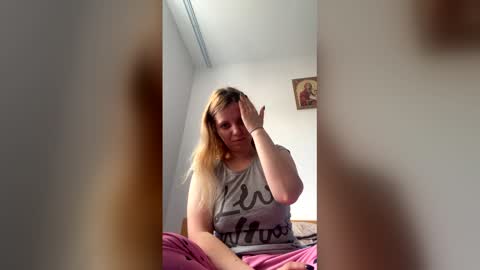 Baby Blonde online show from 04-12-26, 11:48