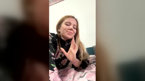 Baby Blonde online show from 04-17-26, 03:37
