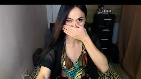 Nathalia online show from 10-22-25, 08:41