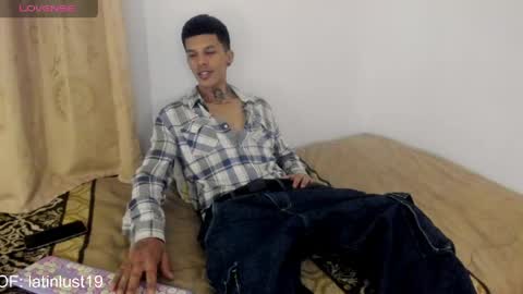 Snapshot of baby_gio chatting on 05-07-26, 04:56 OF GxoXabs online show from 05-07-26, 04:56