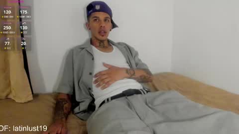 Snapshot of baby_gio chatting on 05-19-26, 02:34 OF GxoXabs online show from 05-19-26, 02:34